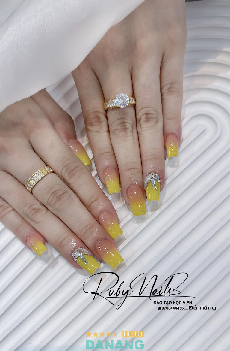 Địa chỉ làm Nail tại Đà Nẵng uy tín 