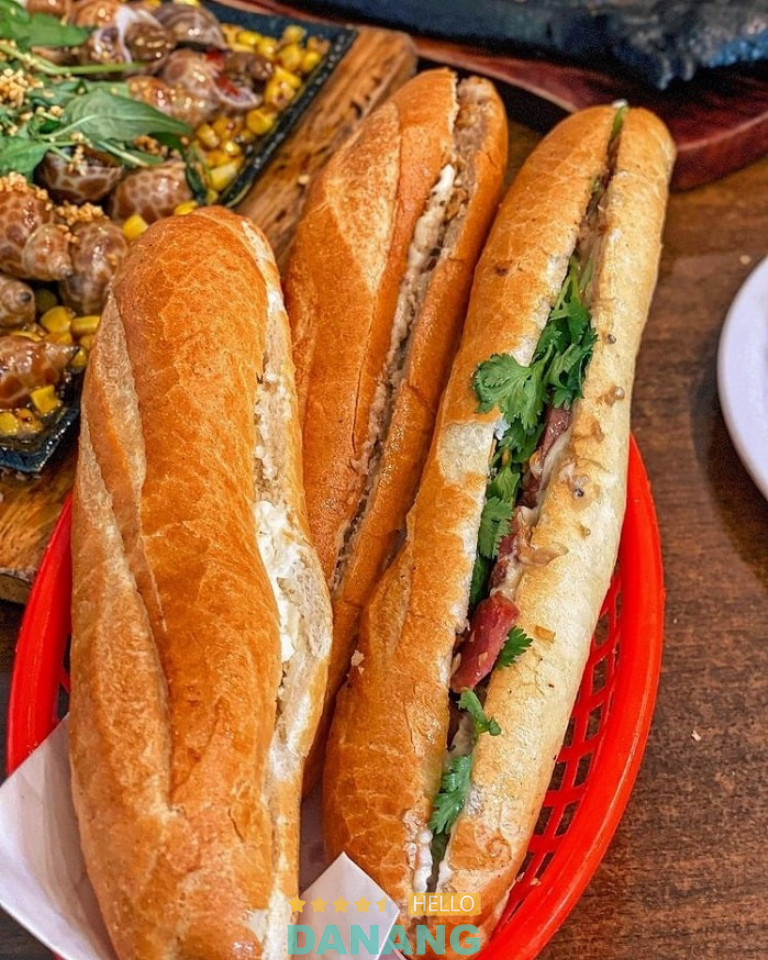 Bánh mì que Tứ Hải