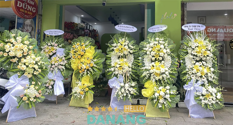 Shop làm hoa viếng chia buồn ở TP Hội An FLoLi