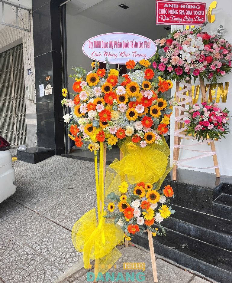 Shop hoa khai trương FLoLi Thanh Khê