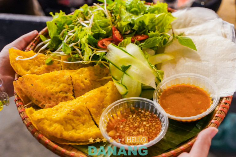 Bánh Xèo, Nem Lụi & Bún Thịt Nướng Cô Mười