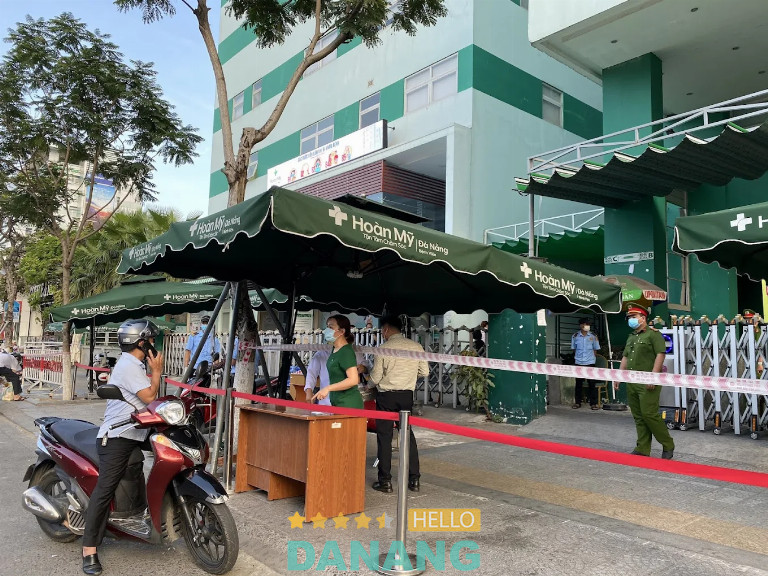 Sở hữu đội ngũ y bác sĩ lành nghề bệnh viện Hoàn Mỹ cho bệnh nhân sự an tâm khi chữa trị