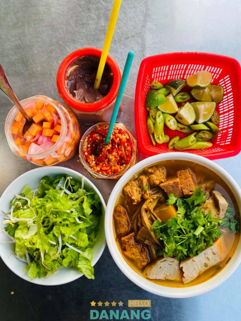 Bún chả cá Bà Lữ