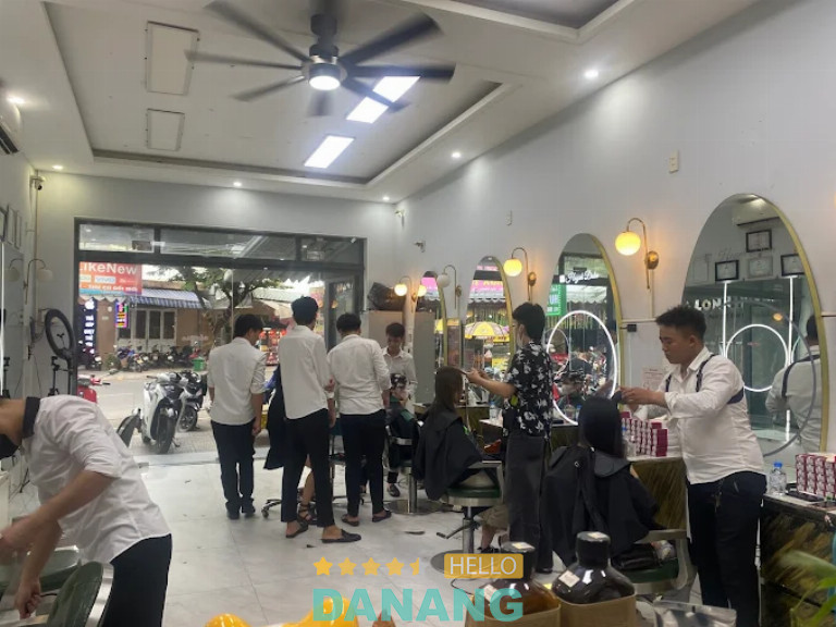 Salon Huynh, Đà Nẵng
