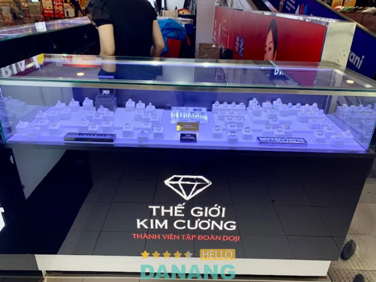 Thế Giới Kim Cương, Đà Nẵng