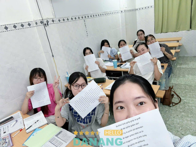 Các khóa học của trung tâm Tiếng Trung Khánh Vân đáp ứng nhiều nhu cầu, từ lớp giao tiếp cơ bản đến lớp nâng cao