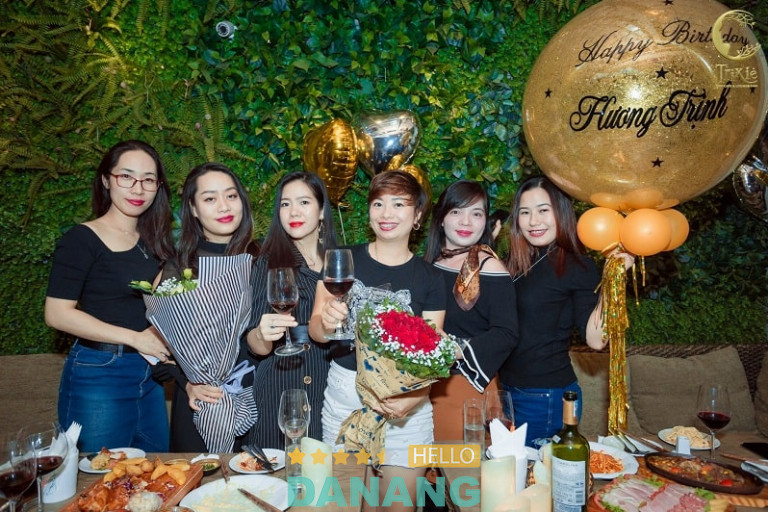 Memory Lounge Bar & Restaurant, Đà Nẵng