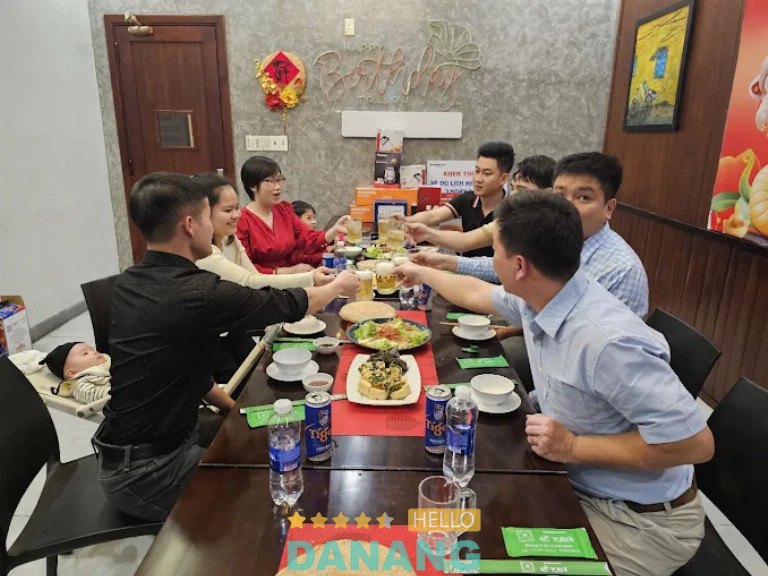 Nhà hàng Hồ Xanh, Đà Nẵng