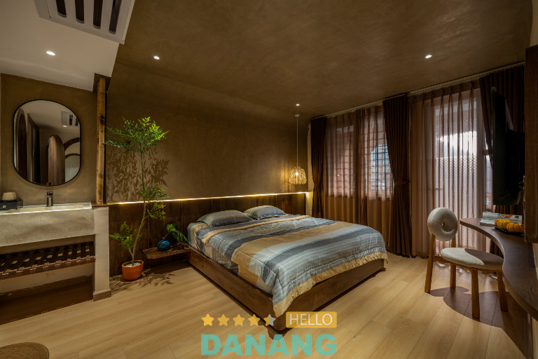 Deluxe Studio 1 King Bed