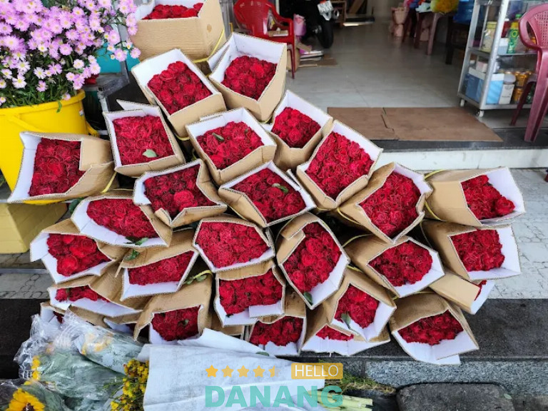 Hoa Tươi Điệp Điệp, Điện Bàn