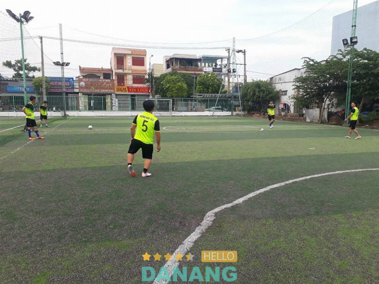 Sân Bóng Đá Tam Kỳ Quang Nguyễn, TP. Tam Kỳ