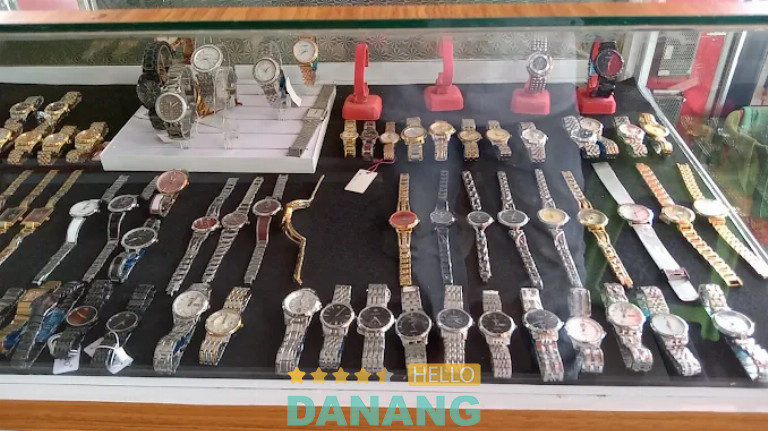 Đồng Hồ Lê Thái, Đà Nẵng