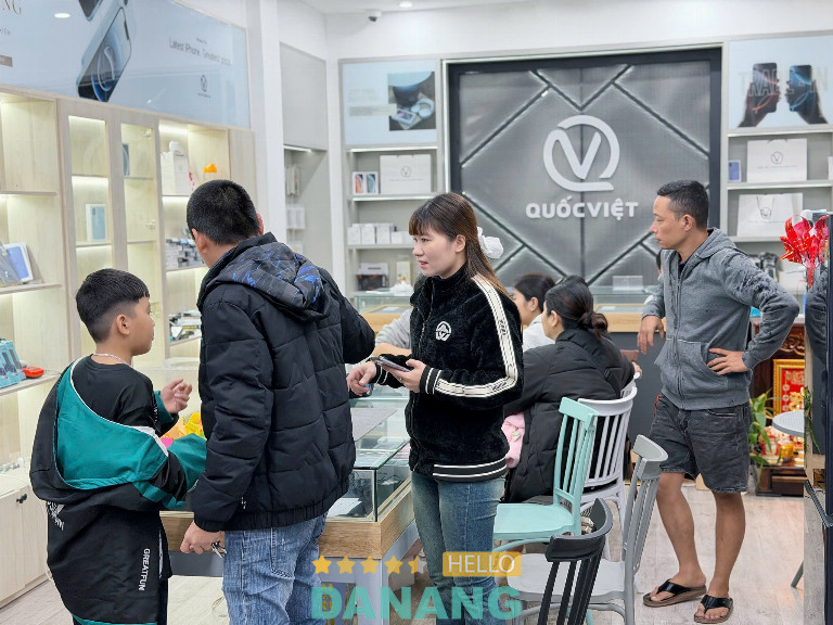 Quốc Việt Apple - Tam Kỳ