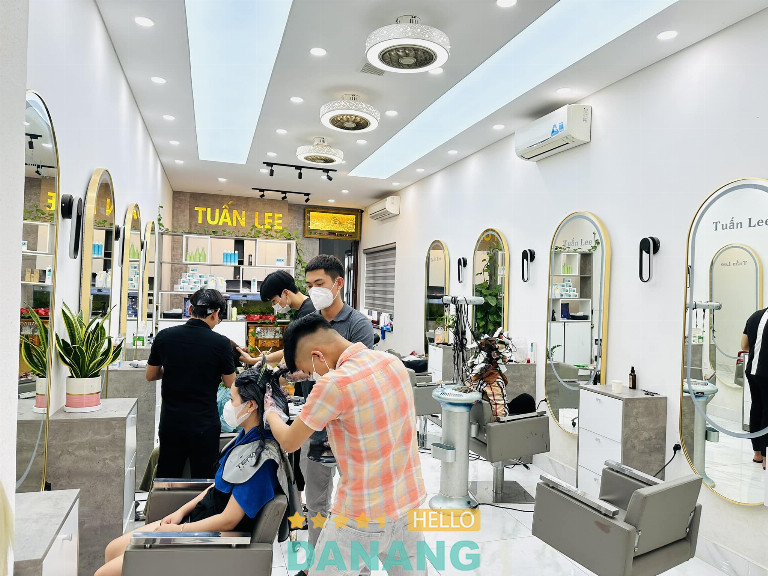 Salon Tuấn Lee - 109 Đỗ Đăng Tuyển