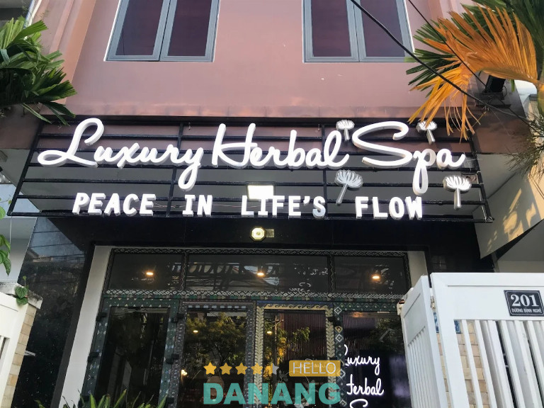 Bài viết đánh giá về Luxury Herbal Spa: 201 Dương Đình Nghệ, P. An Hải Sơn Trà Đà nẵng