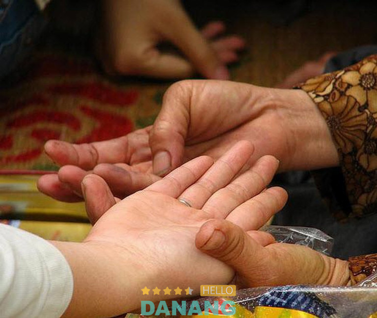 Anh Tú – Thanh Khê