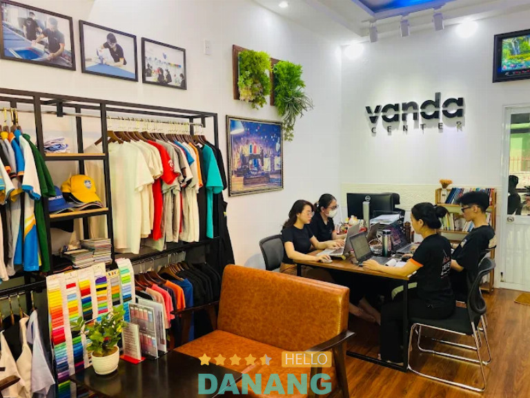 Vanda Cente, Đà Nẵng