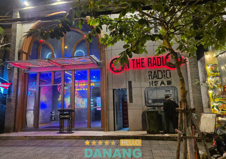 On The Radio Bar – P. Hải Châu