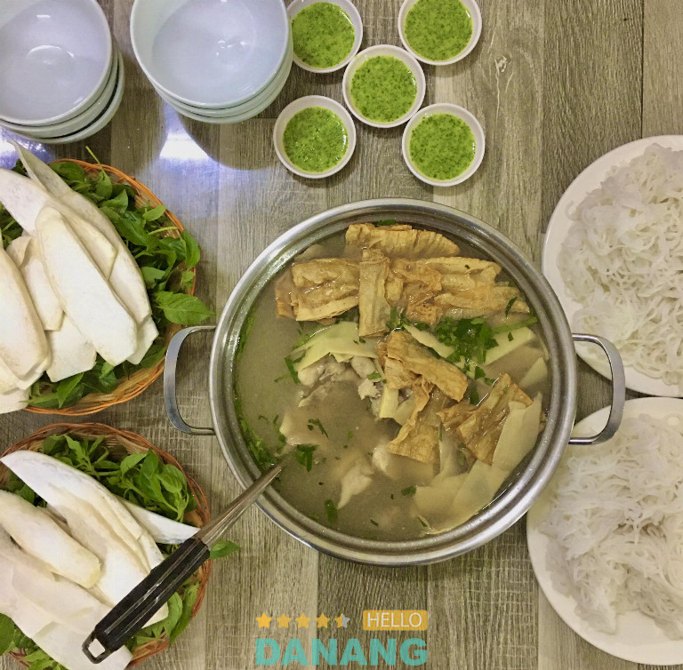 Lẩu gà lá é A Hùng - P. An Hải