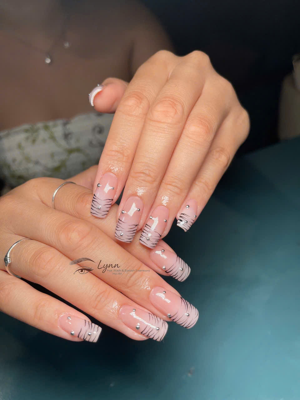 Custom Nail Art Design in Hoi An – Precision Hand-Painted Styles