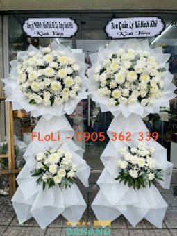 FLoLi hoa viếng chia buồn đám tang ở Ngũ Hành Sơn