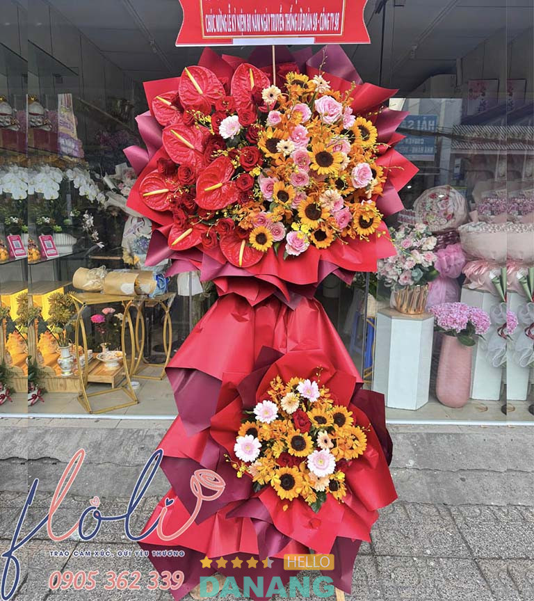 FLoLi thực hiện kệ hoa khai trương giao miễn phí Điện Bàn