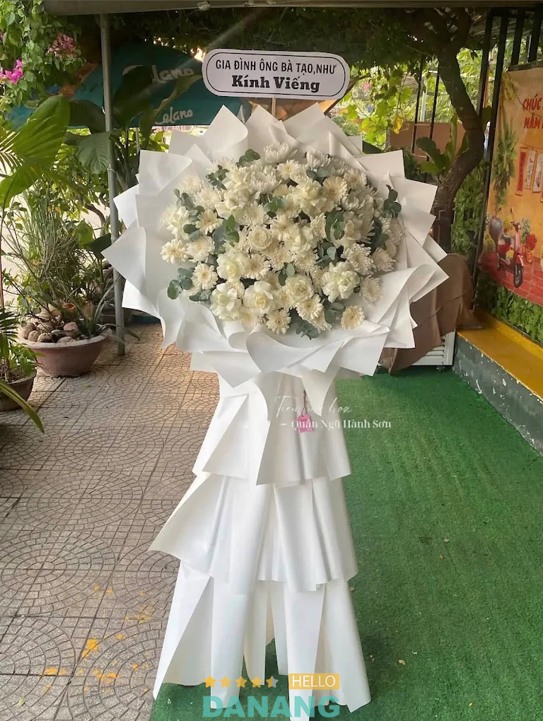 hoa chia buồn ngũ hành sơn