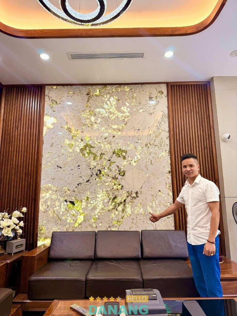 Tuyệt tác tranh đá xuyên sáng